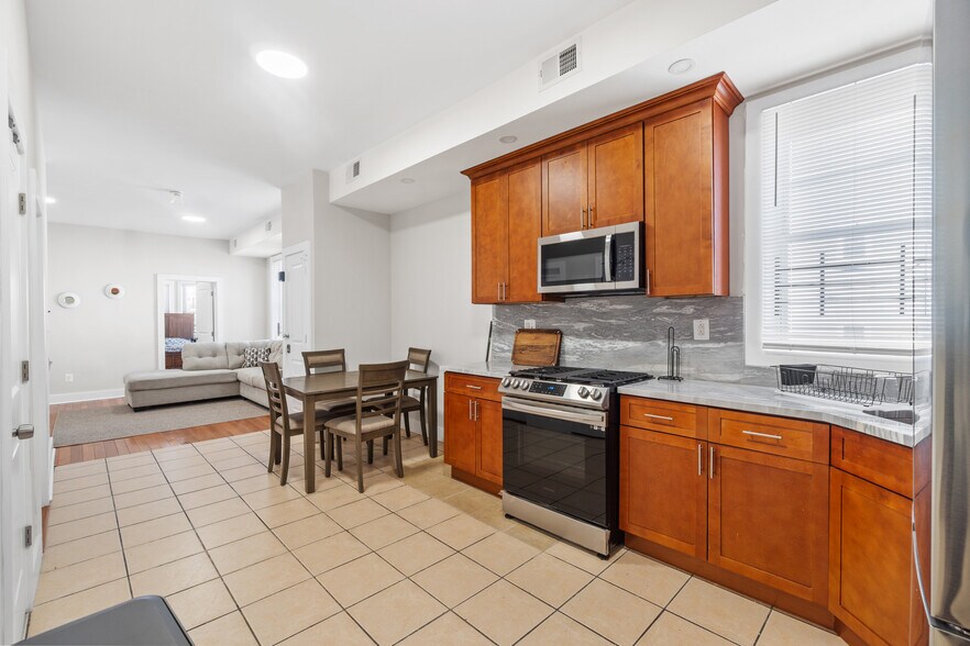 More Photos Of 415 Central Ave, Newark Storefront Retail Residential For Lease