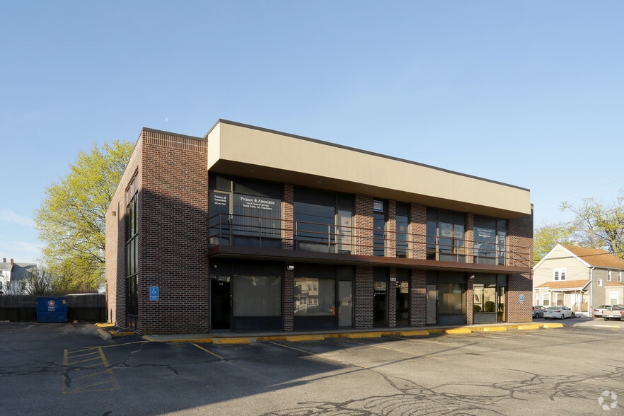 Primary Photo Of 744 Park Ave, Cranston Office For Lease