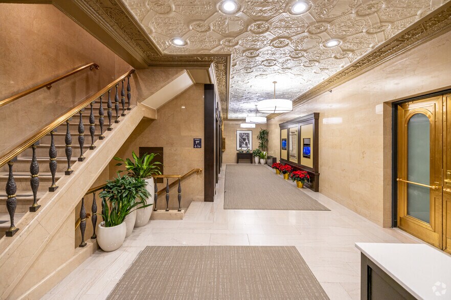 More Photos Of 11 Beacon St, Boston Office For Lease