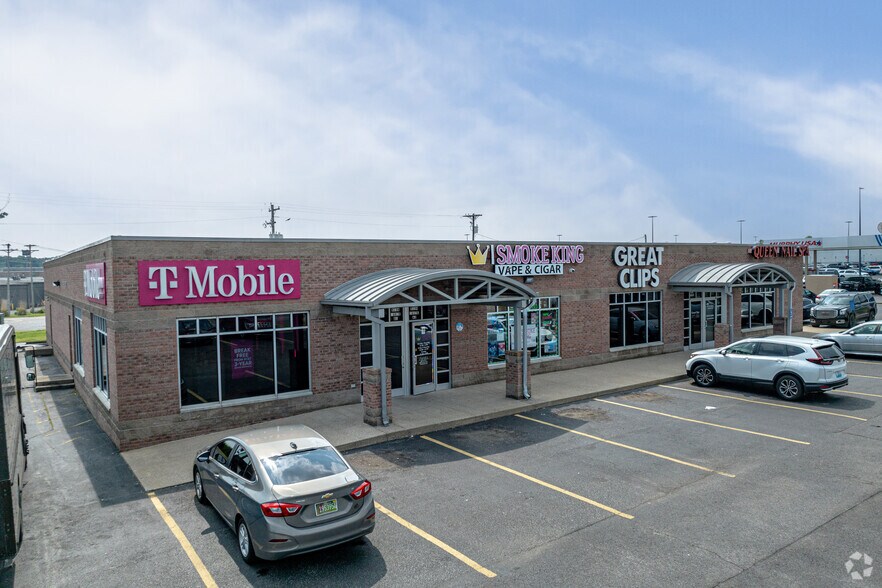 More Photos Of 5134 Hinkleville Rd, Paducah Freestanding For Lease