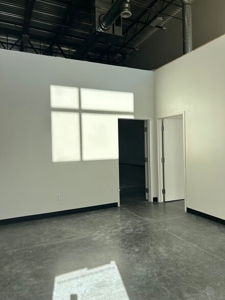 More Photos Of 2452 E 6700 S, Uintah Industrial For Lease