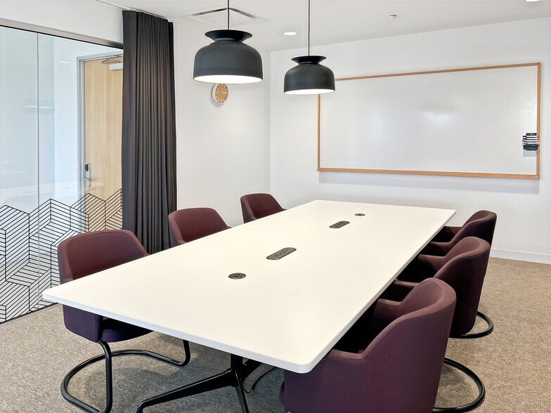 More Photos Of 555 S Mangum St, Durham Coworking Space
