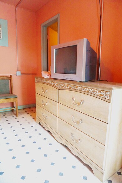 More Photos Of 2121 Kirk St, Houston Hotel For Sale