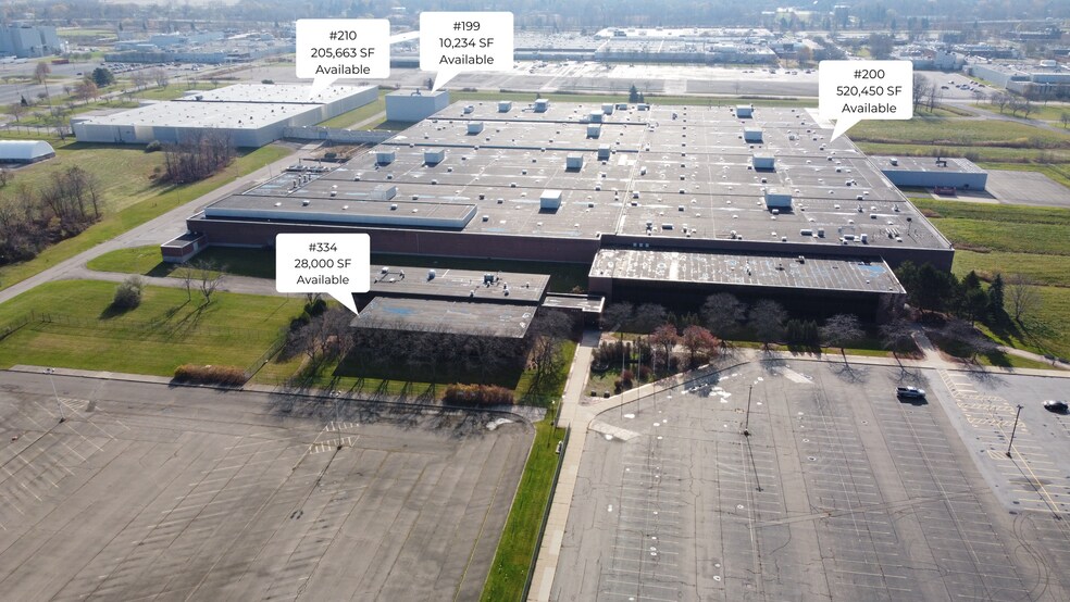 More Photos Of 700 Resende Rd, Webster Unknown For Lease