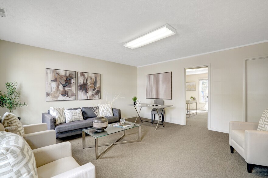 More Photos Of 7297 US-29, Falls Church Office For Sale