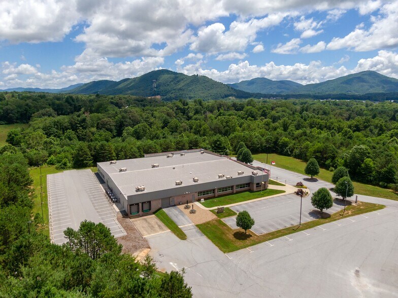 More Photos Of 220 Continuum Dr, Fletcher Research And Development For Sale