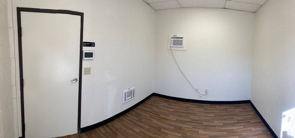 More Photos Of 5859 Rosebud Ln, Sacramento Warehouse For Lease