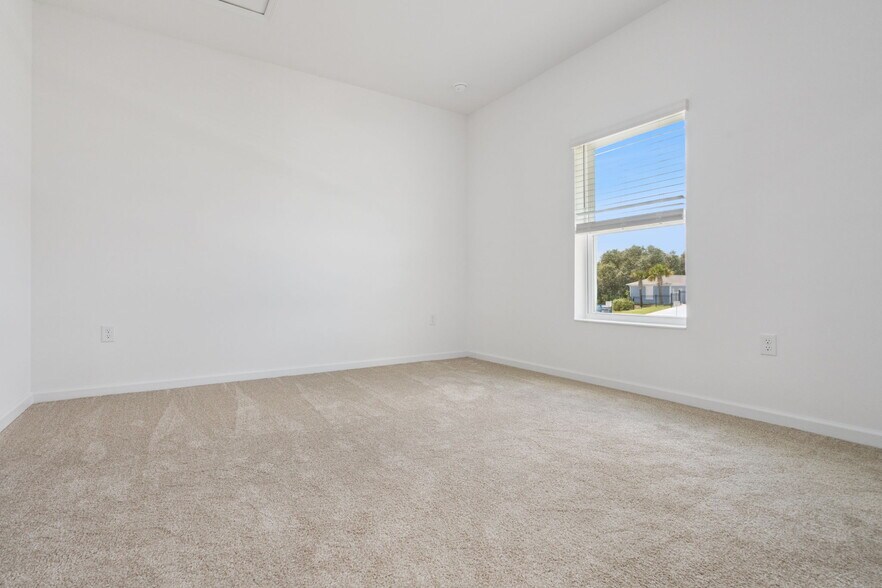 More Photos Of Old Lake Wilson Road, Davenport Multifamily For Sale