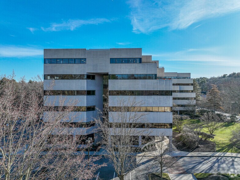 More Photos Of 800 South St, Waltham Office For Sale