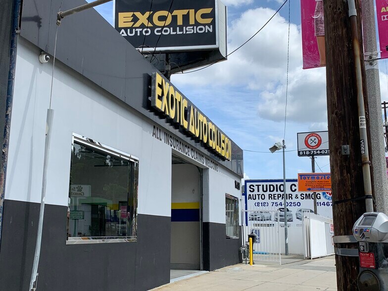 More Photos Of 11481 Ventura Blvd, Studio City Auto Repair For Lease