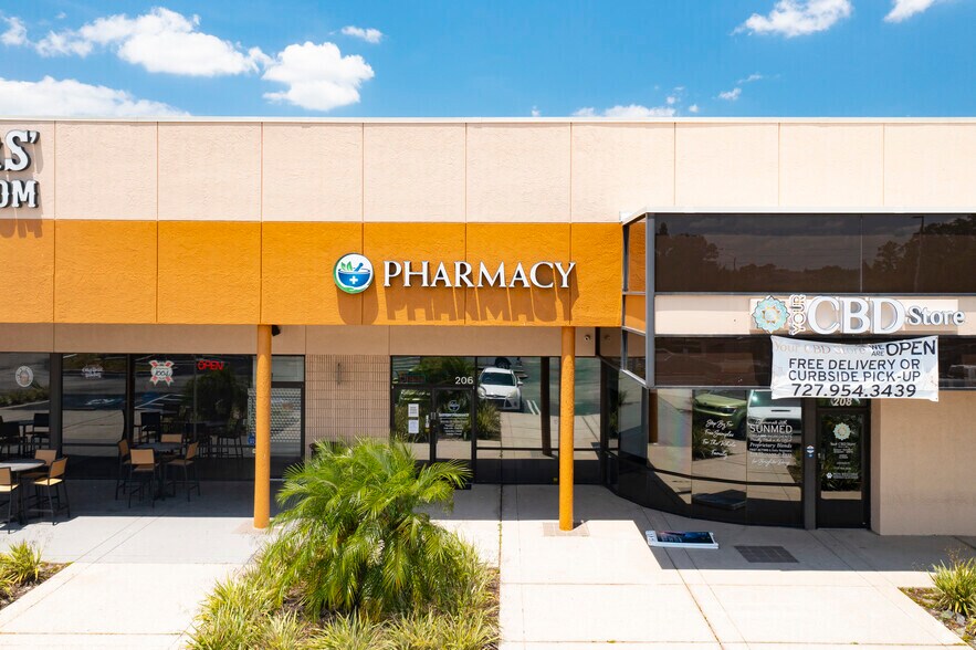 More Photos Of 11270-11270 4th St N, Saint Petersburg Unknown For Lease