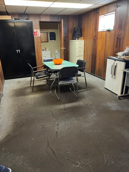 More Photos Of 1105 E Martin St, Indianapolis Flex For Sale