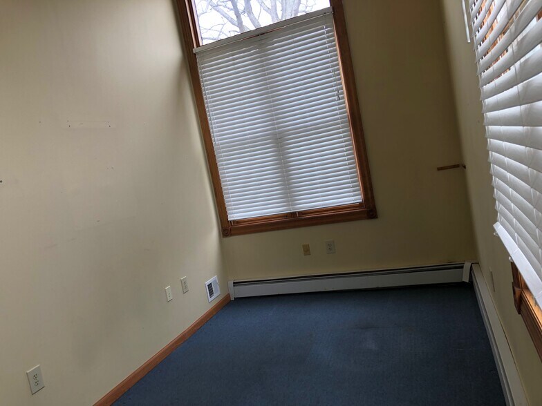 More Photos Of 203 S White Horse Pike, Waterford Works Medical For Lease