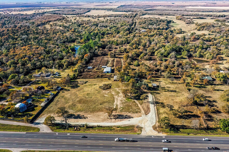 More Photos Of 5000 S State Highway 6, Hearne Land For Sale