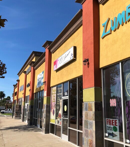 Primary Photo Of 695 W Holt Ave, Pomona Storefront For Lease