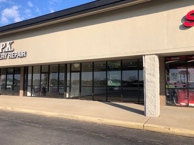More Photos Of 11-65 E Marketview Dr, Champaign Unknown For Lease