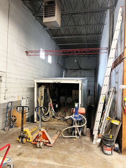 More Photos Of 1301 Brummel Dr, Elk Grove Village Warehouse For Sale