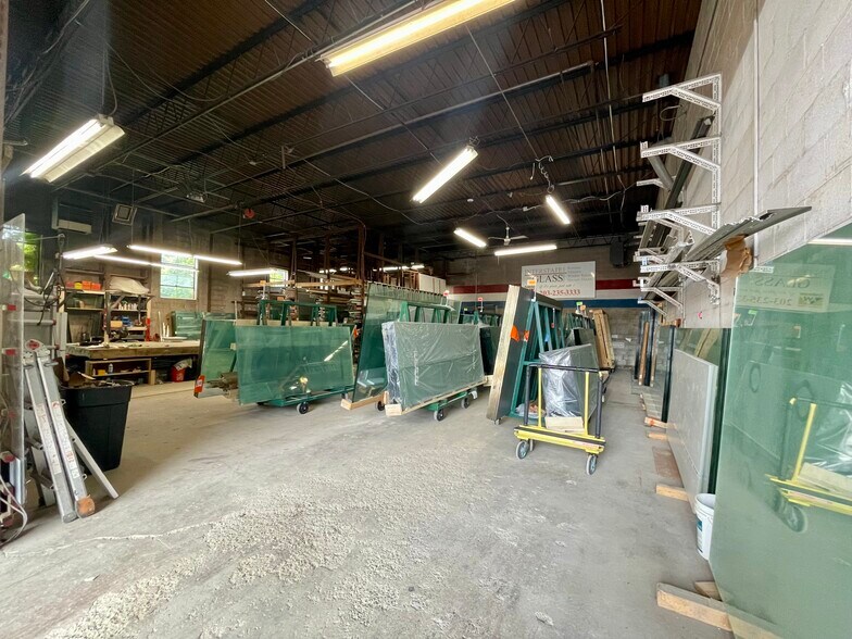 More Photos Of 109-111 Hanover St, Meriden, Ct, Meriden Freestanding For Sale