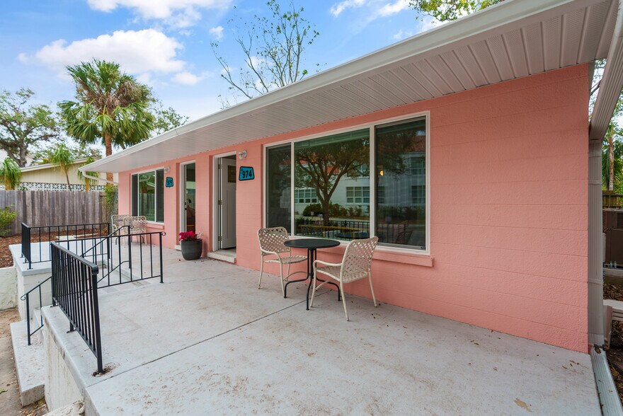 More Photos Of 974 Tennessee Ln, Sarasota Apartments For Sale