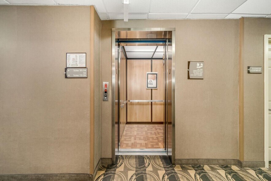 More Photos Of 9169 Markville Dr, Dallas Hotel For Sale