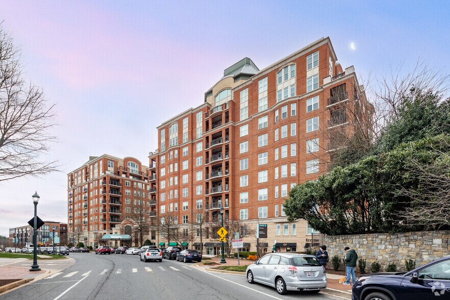 More Photos Of 12500 Park Potomac Pl, Potomac Apartments For Lease