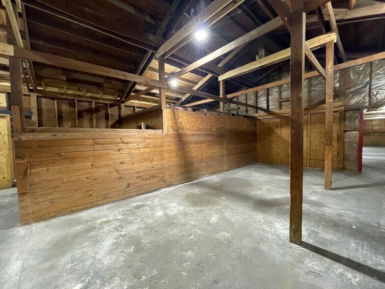 More Photos Of 3310 Fields St, Farmville Warehouse For Lease