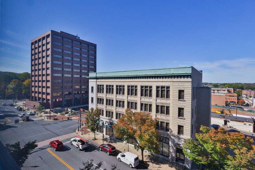 More Photos Of 1 E Broad St, Bethlehem Medical For Lease