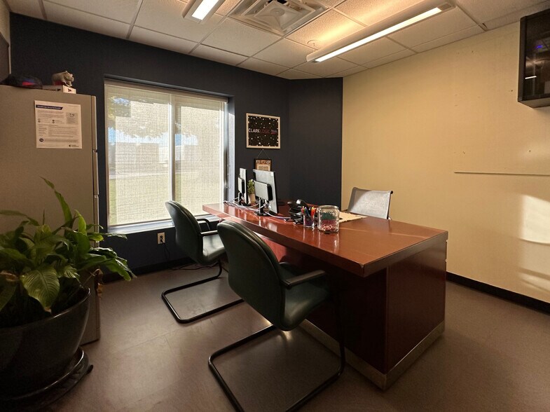 More Photos Of 3700 E Milham Ave, Portage Distribution For Sale
