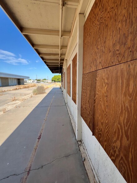 More Photos Of 401 S 3rd St, Blythe Religious Facility For Sale