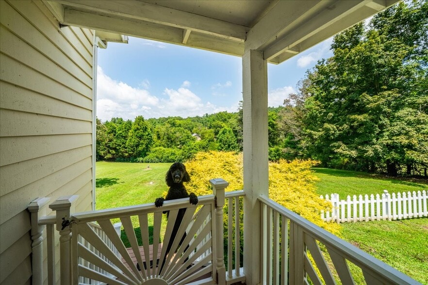 More Photos Of 441 Mull Rd, Hiawassee Hospitality For Sale