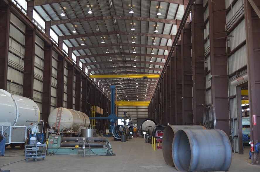 More Photos Of 1411 Transport Dr, Baytown Manufacturing For Lease