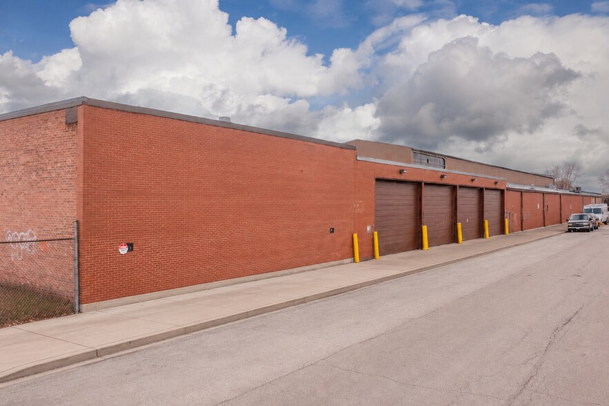 More Photos Of 1601 S Wolcott Ave, Chicago Warehouse For Lease