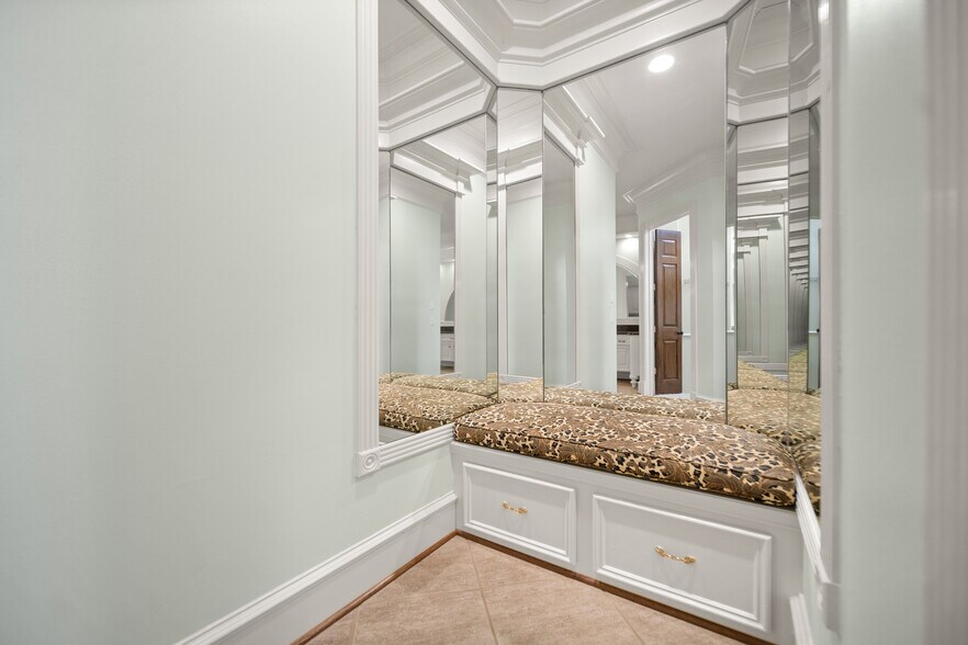 More Photos Of 25522 McDonald Rd, Spring Lodge Meeting Hall For Sale