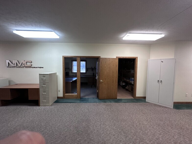 More Photos Of 211 IL-38, Rochelle Light Distribution For Lease