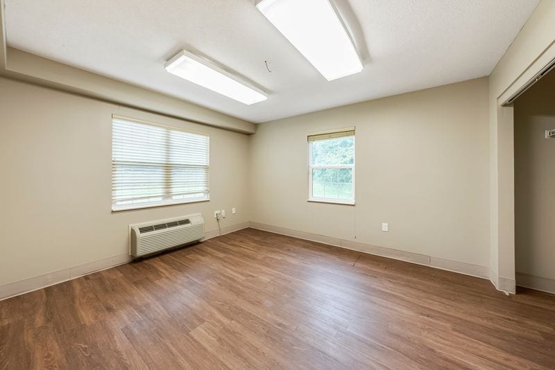 More Photos Of 80 Miller St, Centerburg Congregate Senior Housing For Sale