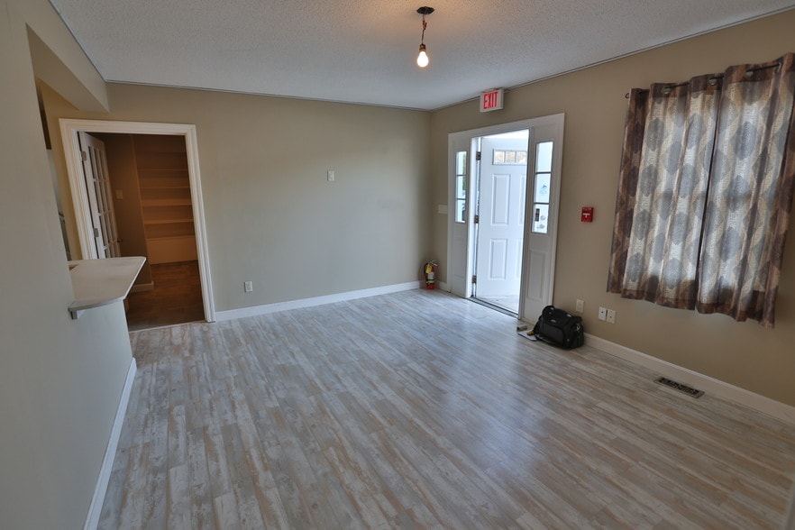 More Photos Of 77 State Rd, Dartmouth Office For Lease