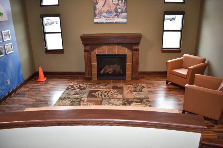 More Photos Of 1066 Hebron Rd, Heath Bank For Lease