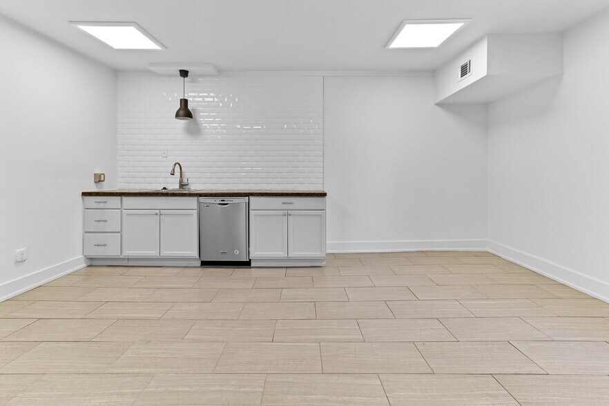 More Photos Of 1637 S Boston Ave, Tulsa Loft Creative Space For Lease