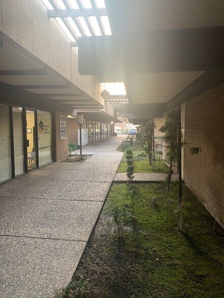 More Photos Of 1212 W Robinhood Dr, Stockton Unknown For Lease