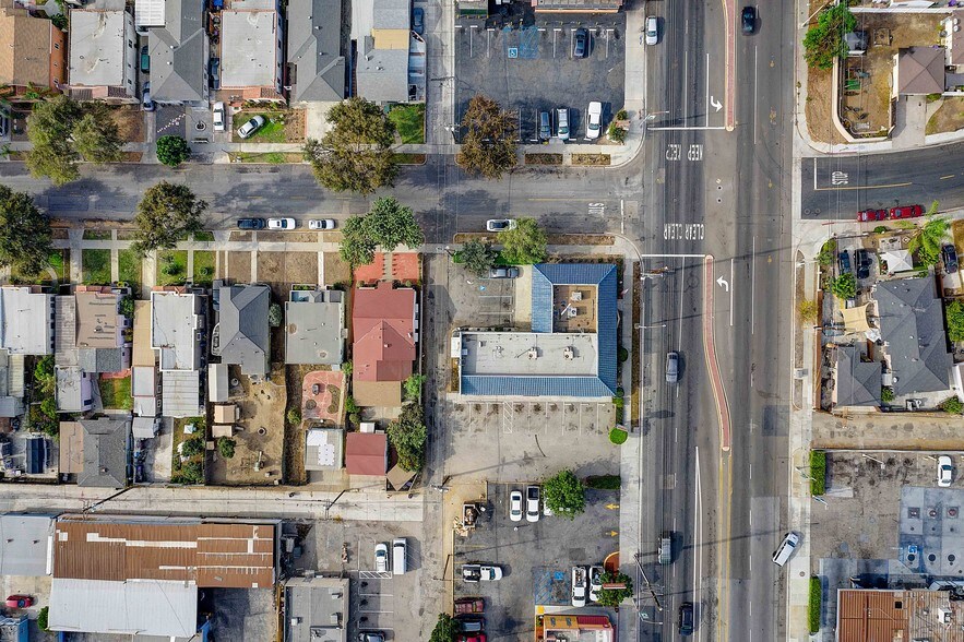 More Photos Of 1730-1740 W Willow St, Long Beach Storefront For Sale