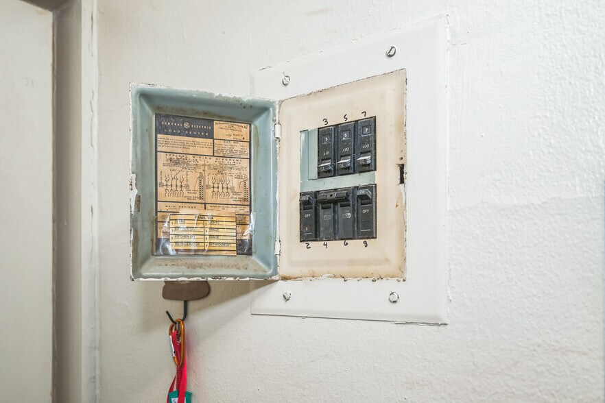 More Photos Of 126 Oriole St, Hot Springs Apartments For Sale