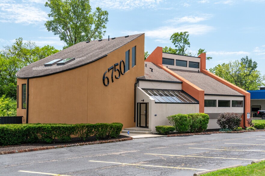 More Photos Of 6750 Brandt Pike, Huber Heights Medical For Lease