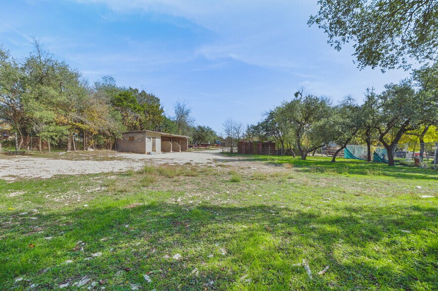 More Photos Of 7909 Rosson Dr., Austin Land For Lease