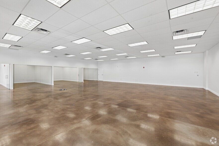 More Photos Of 600 Hillsboro Technology Dr, Deerfield Beach Unknown For Lease