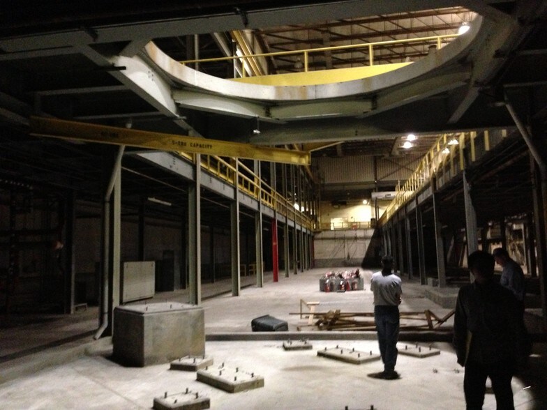 More Photos Of 715 Greylock St, Lee Manufacturing For Lease