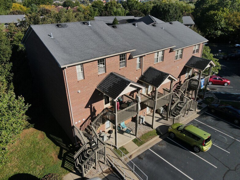 More Photos Of 3353-3375 Cove Lake Dr, Lexington Apartments For Sale