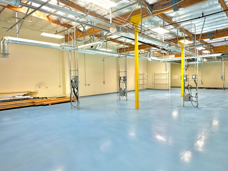 More Photos Of 198 Stauffer Blvd, San Jose Research And Development For Sale
