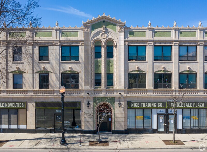 More Photos Of 4538-4558 N Clark St, Chicago Apartments For Lease