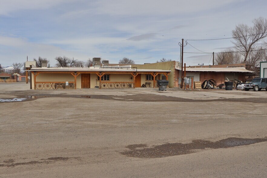 More Photos Of 450 Montana Ave, Lovell Storefront Retail Office For Sale