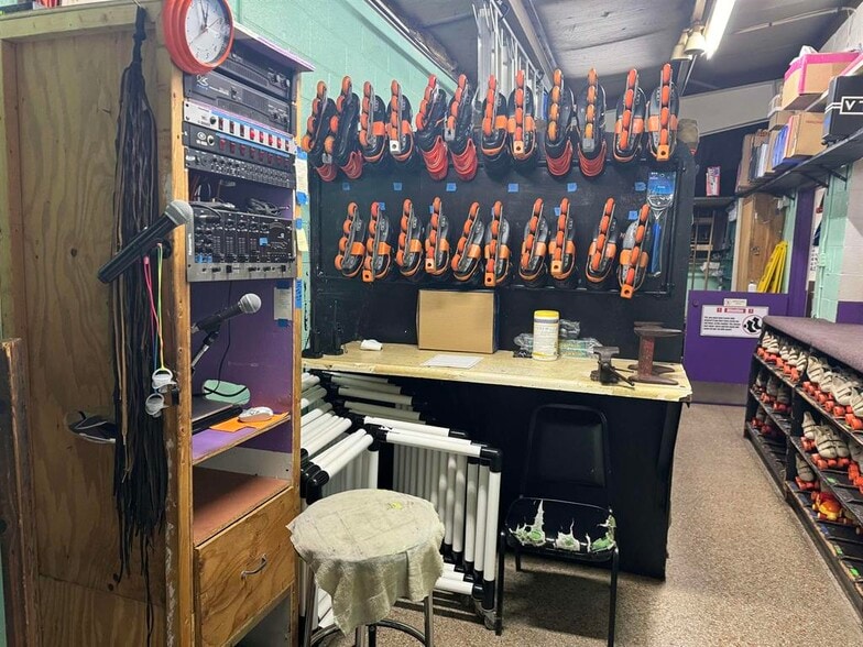More Photos Of 137 7th Ave, Huntington Skating Rink For Sale
